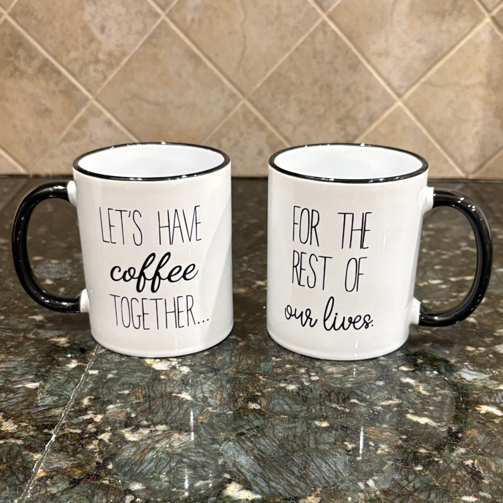 Black and White Coffee Mug Set